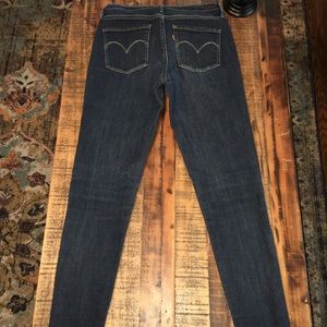 Levi’s Women’s Skinny Legging Jeans Size 27